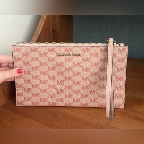 Michael Kors wallet - Picture 4 of 4